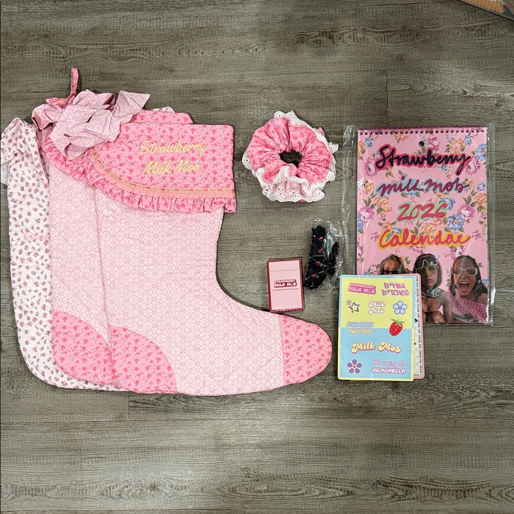 Strawberry Milk Mob Bundle